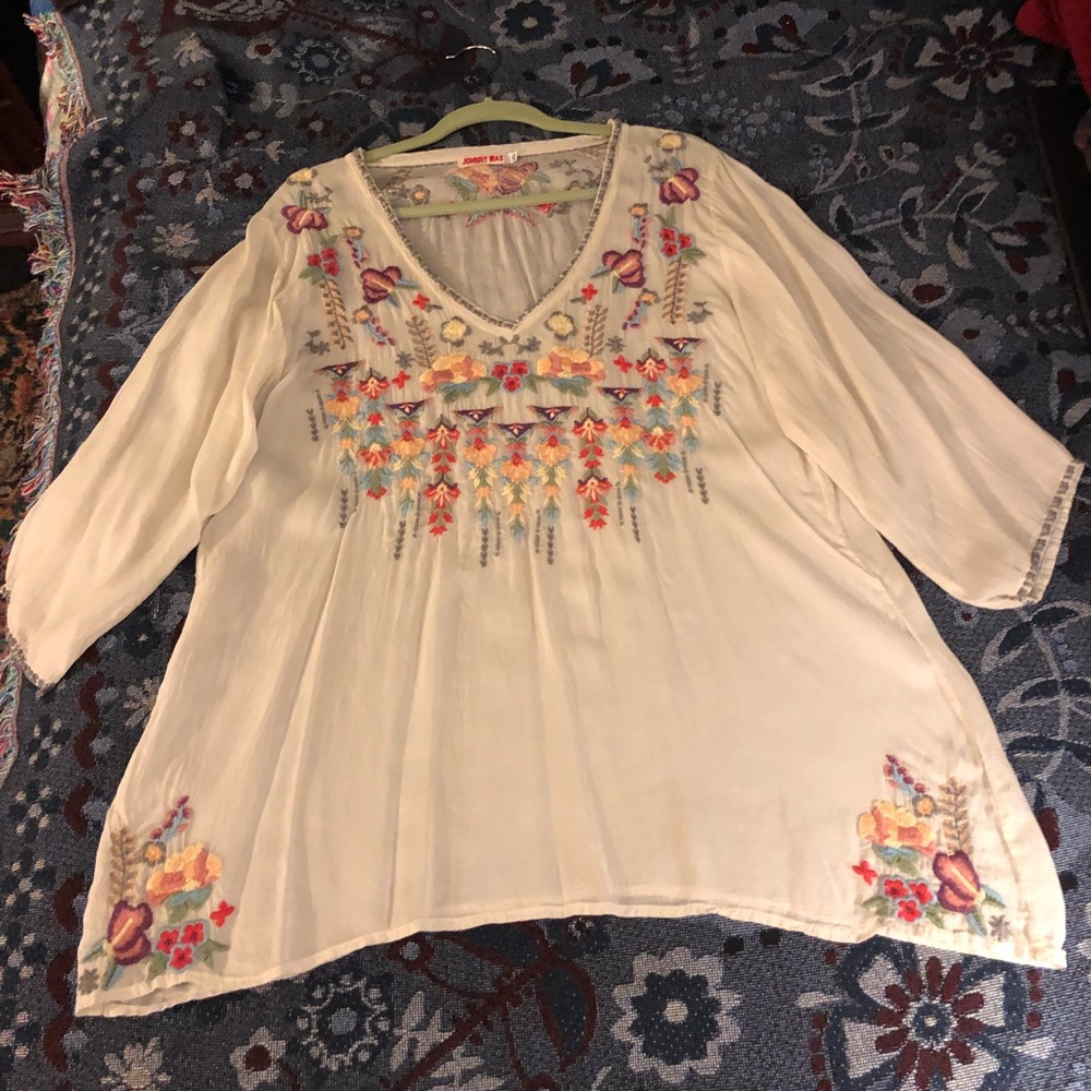 Johnny Was off white/embroidered top. Rayon.